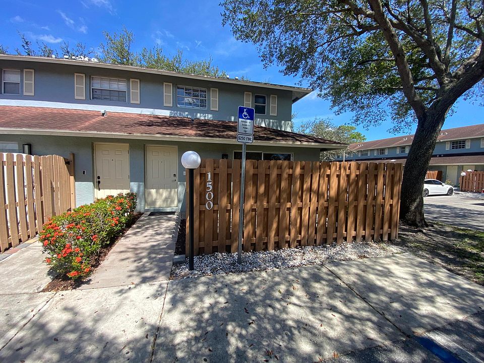 1st image of 1500 Cypress Way E
