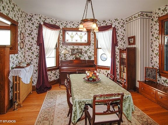 5th image of 533 S Highland Ave