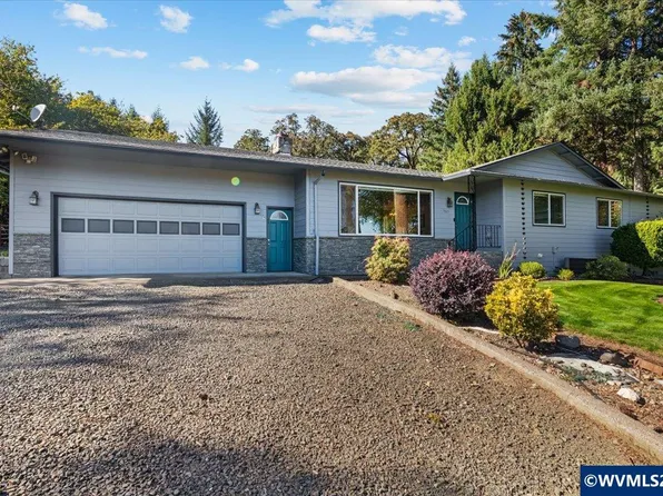1665 Perrydale Rd, Dallas, OR 97338