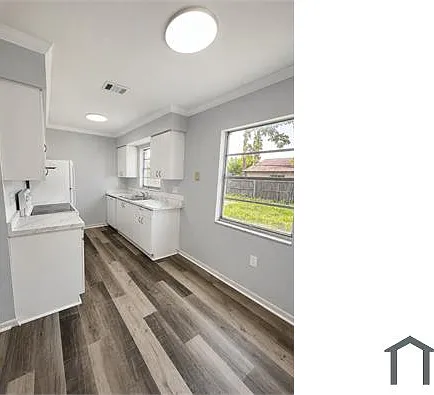 511 65th Avenue Dr W — Photo 3