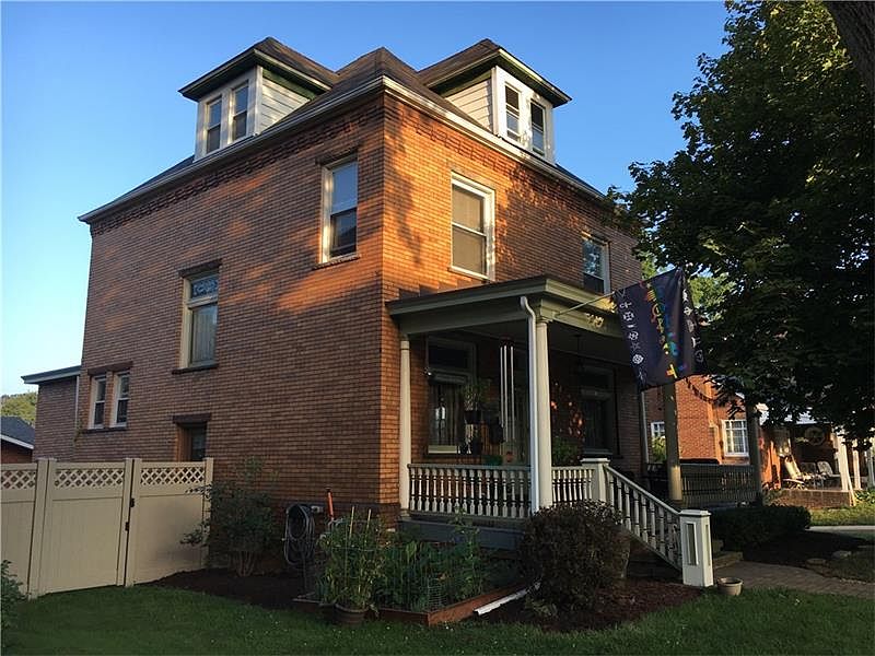 1st image of 245 Dravo Ave