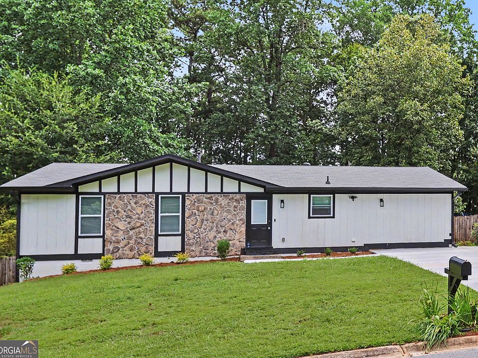 1st image of 2535 Rhoanoke Dr