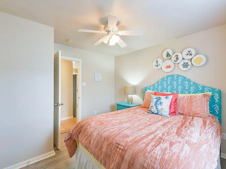 4131 Jackson Dr — Photo 31