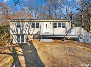 23 Holbrook Rd, Seymour, CT 06483