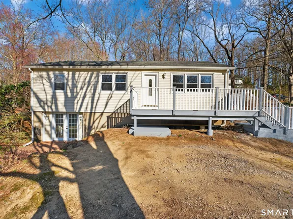 23 Holbrook Road, Seymour, CT 06483