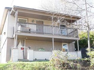 19 Penn St, Manor, PA