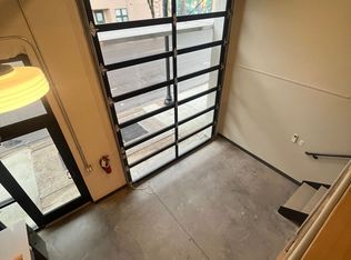 122 W 5th St, Springfield, OR 97477
