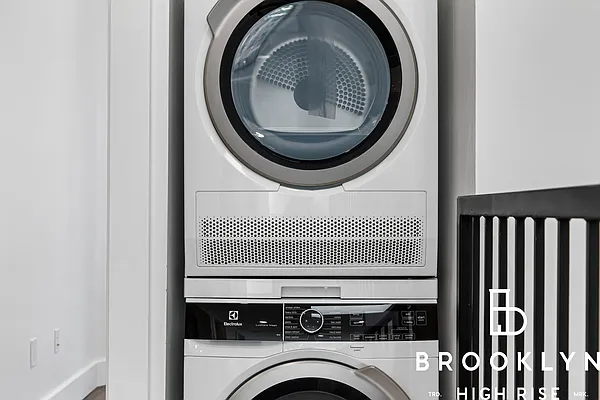 Rented by Brooklyn High Rise LLC | media 7