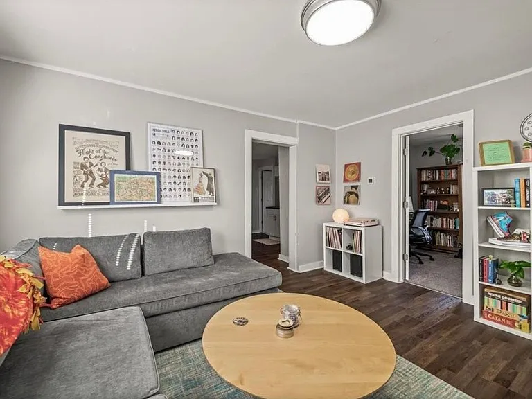 2742 California St NE #2 — Photo 3