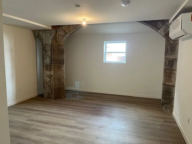 92 Forest — Photo 21