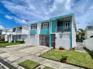 303 Coral #E-20, Rio Grande, PR 00745