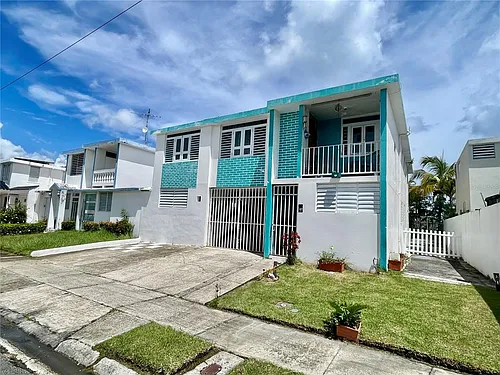 303 Coral #E-20 Photo 1