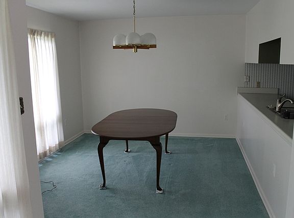 5th image of 353 Arlington Ave