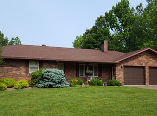 1476 Martha Dr, Jasper, IN 47546