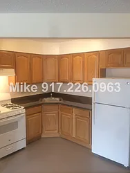 Rented by Weissman Realty