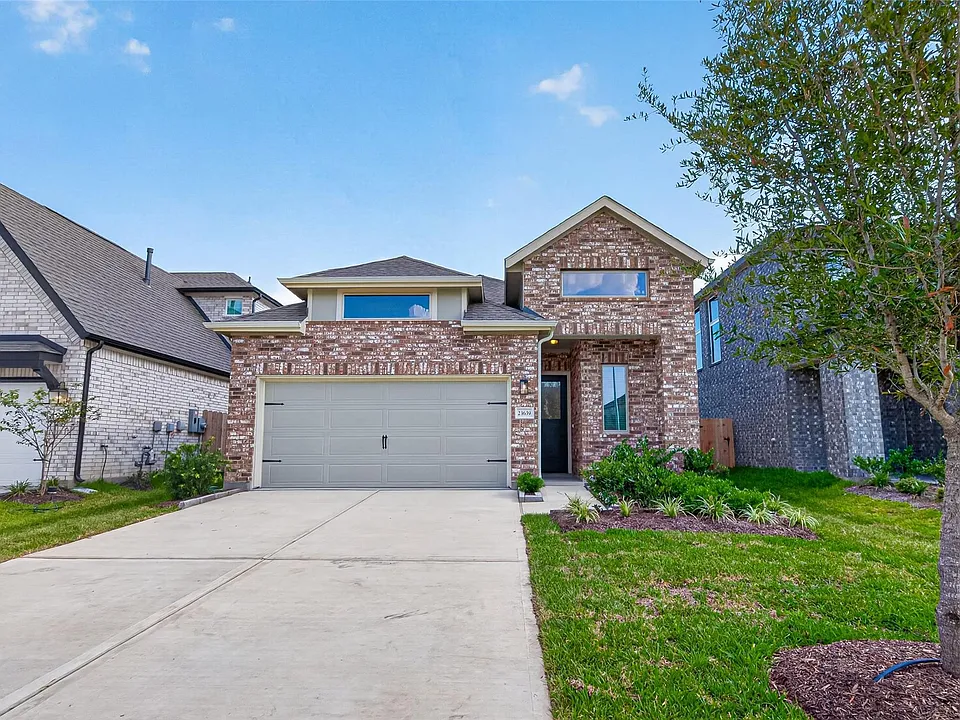 23639 Red Rowan Ln