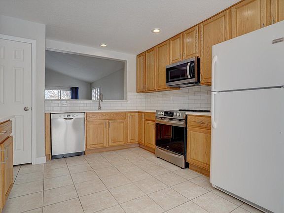 3rd image of 5601 S Sicily Cir