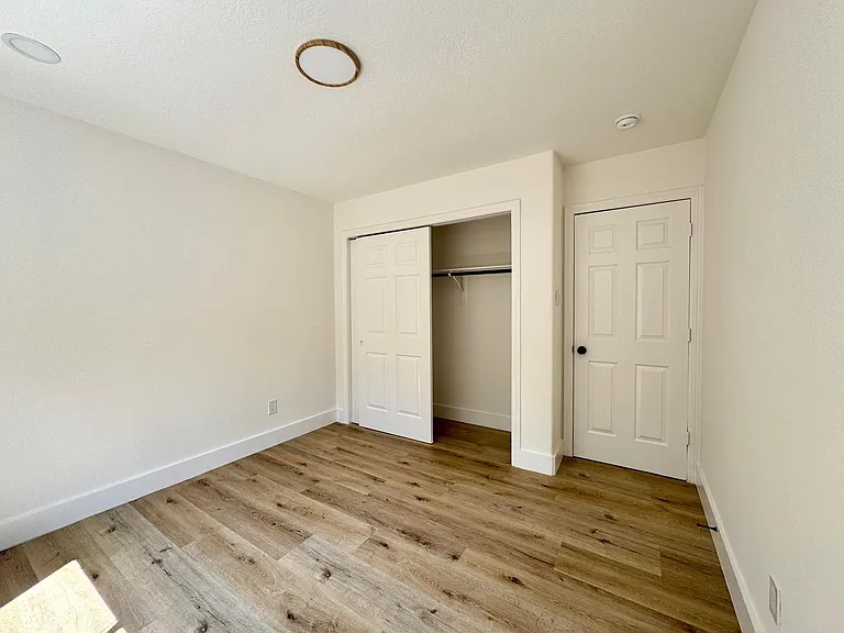 6427 Liberty Valley Dr — Photo 15