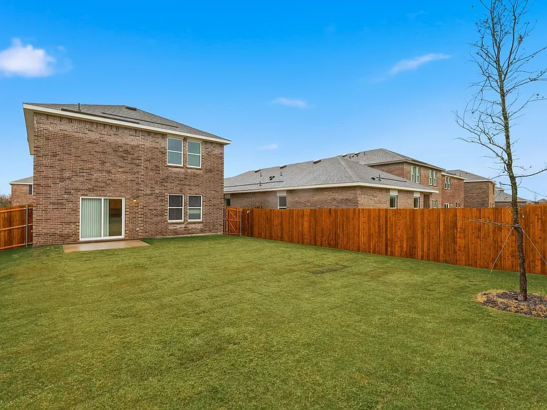 2106 Meadow Park Dr — Photo 31