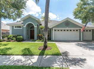 9209 Woodbay Dr, Tampa, FL 33626
