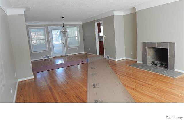 1st image of 14170 Garfield Ave