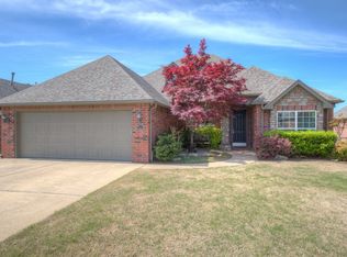 1413 W Trenton St, Broken Arrow, OK 74012