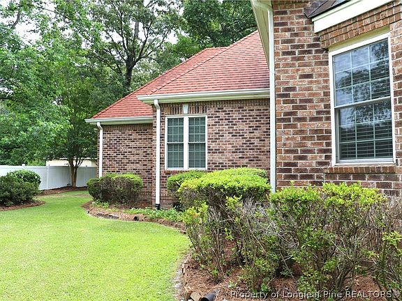 5th image of 308 Londonderry Dr