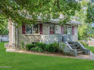 970 Round Ave, Brick, NJ 08723