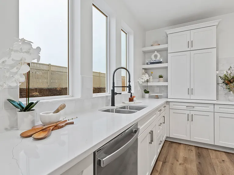 3559 S Garibaldi Way — Photo 30