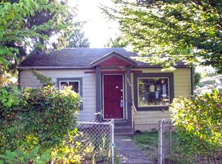 9056 11th Ave SW, Seattle, WA 98106