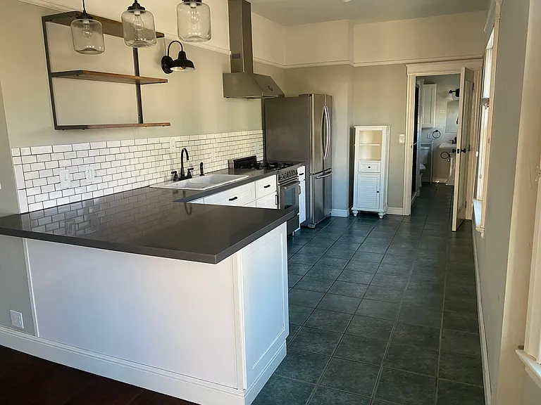 4627 Shattuck Ave #B — Photo 8