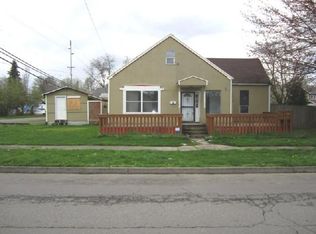 486 7th St, Independence, OR 97351