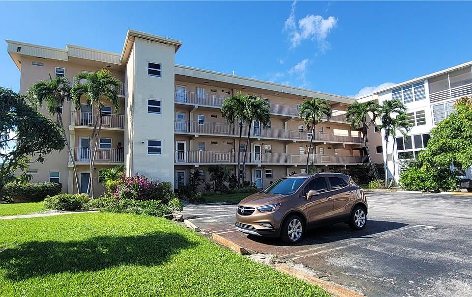 1st image of 230 NE 26th Avenue #118