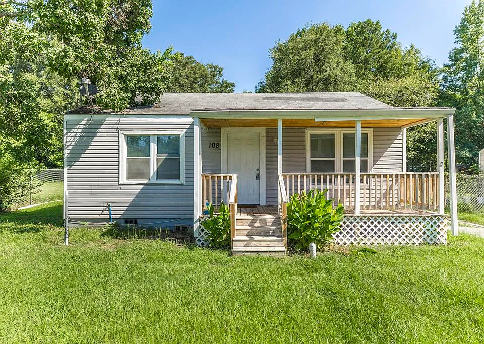 108 Angela Ave