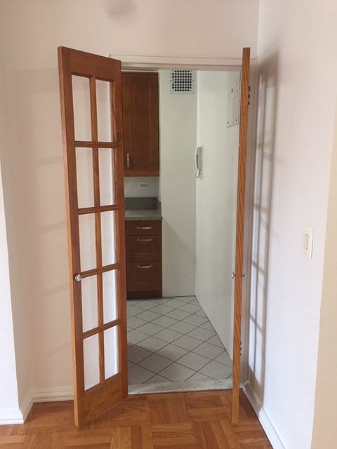 1st image of 401 E 81st St APT 14E