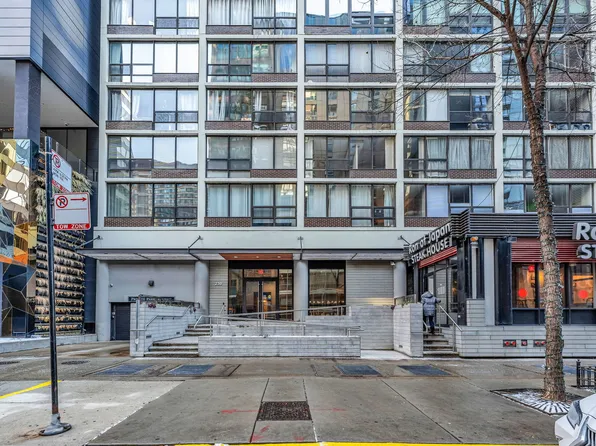 230 E Ontario St APT 805, Chicago, IL 60611