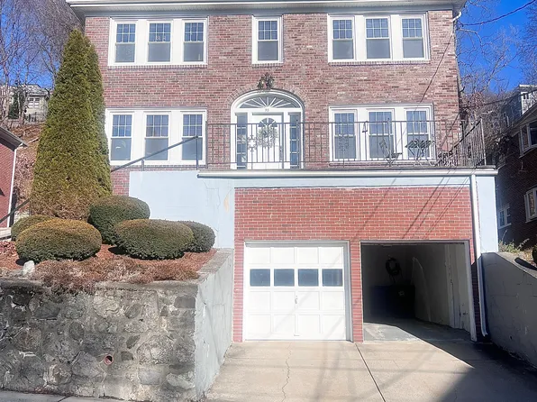 95 Westbourne Ter #1, Brookline, MA 02446