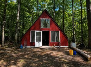 N127 N Round Lake Rd, Wetmore, MI 49895