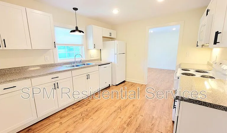 5013 Pine Needle Dr — Photo 6