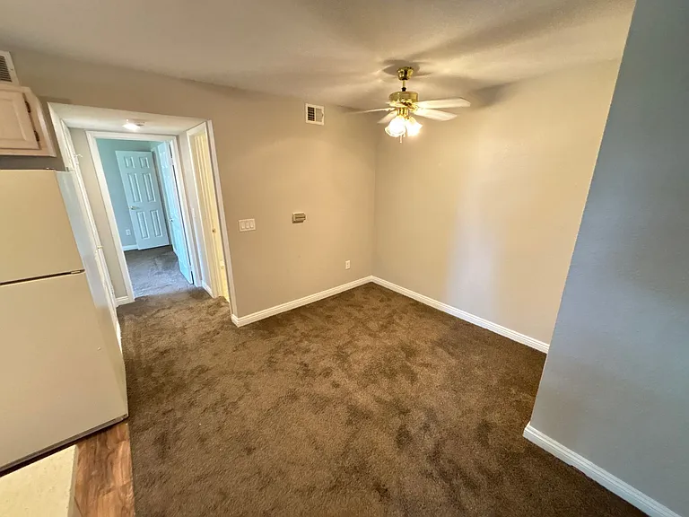 231 W Horizon Ridge Pkwy #124 — Photo 10