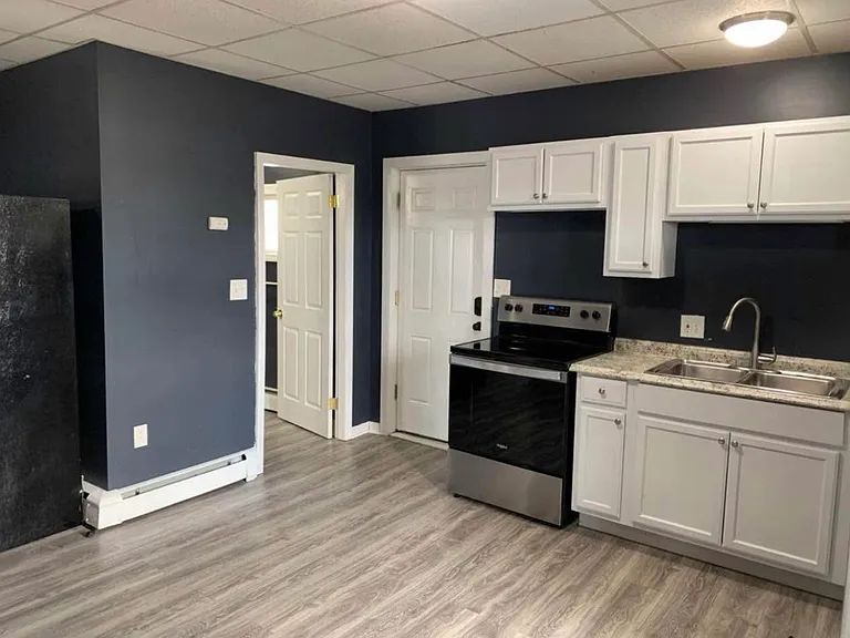 256 Park St #2 — Photo 1