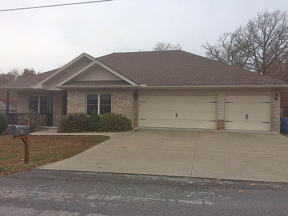 1st image of 23 Sherman Dr