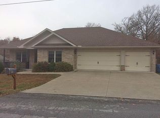 23 Sherman Dr, Bella Vista, AR 72715