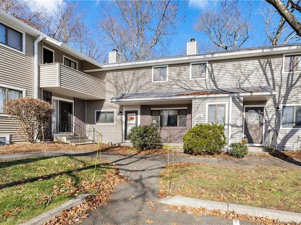 280 Shagbark Drive #280, Derby, CT 06418