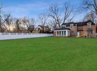 6815 N Jean Ave, Chicago, IL