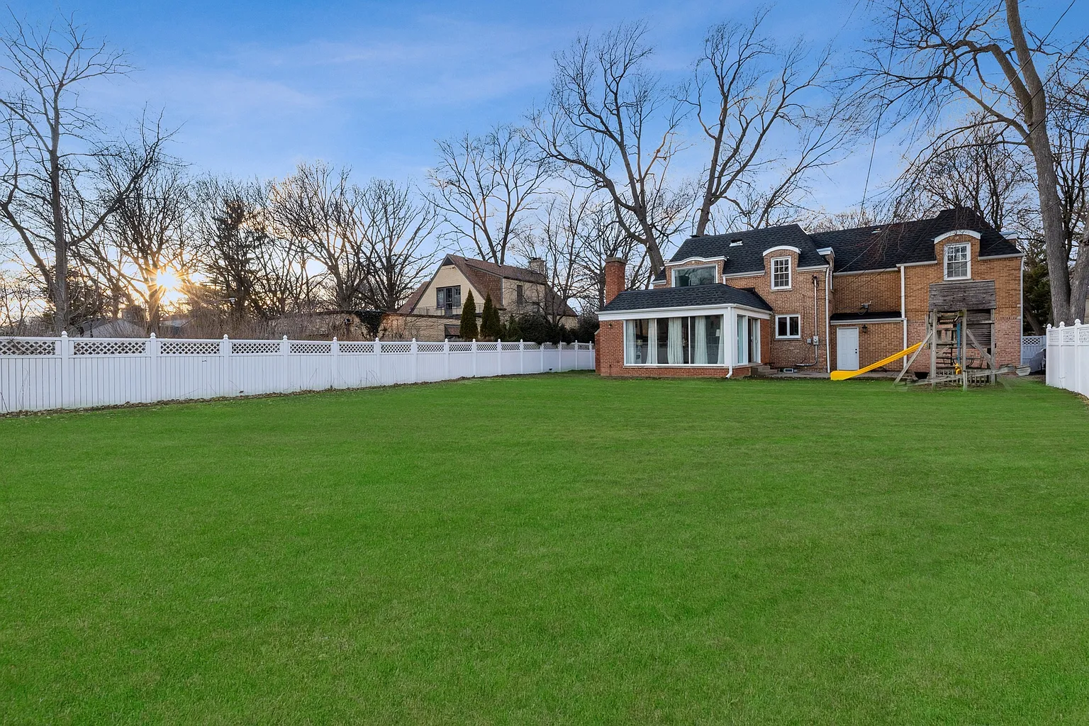 6815 N Jean Ave photo 1