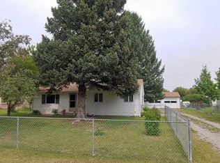 313 5th Ave NE, Choteau, MT 59422
