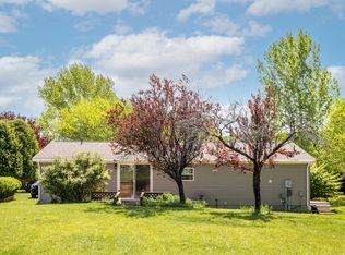 10810 S Orchard Way, Traverse City, MI 49684