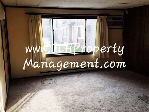 3rd image of 1141 W Empire St #3