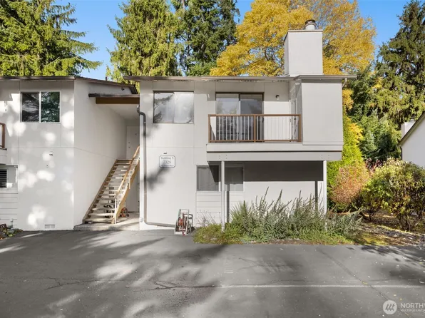 7328 NE 142nd Place #5D, Kirkland, WA 98034